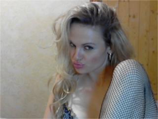 SweetSexyAngel - Chat live nude with a sandy hair Horny lady 