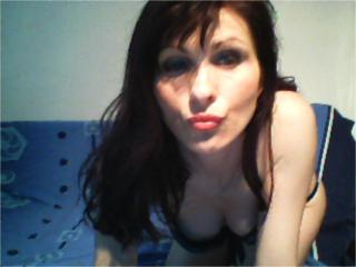 SensualSonia - online show hard with a shaved pussy Young and sexy lady 