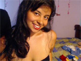HardLatinaX - Live cam sexy with this shaved genital area Sexy girl 
