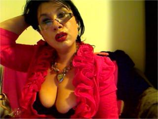Madellaine69 - Webcam xXx with this shaved genital area Horny lady 