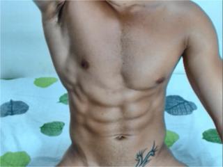 HardHotBody - Live cam exciting with a latin american Horny gay lads 