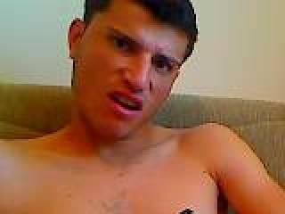 GentilChris - online chat hot with this Gays with an athletic body 
