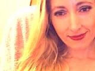 RedLioness - Live cam x with a well rounded Hard 18+ teen woman 