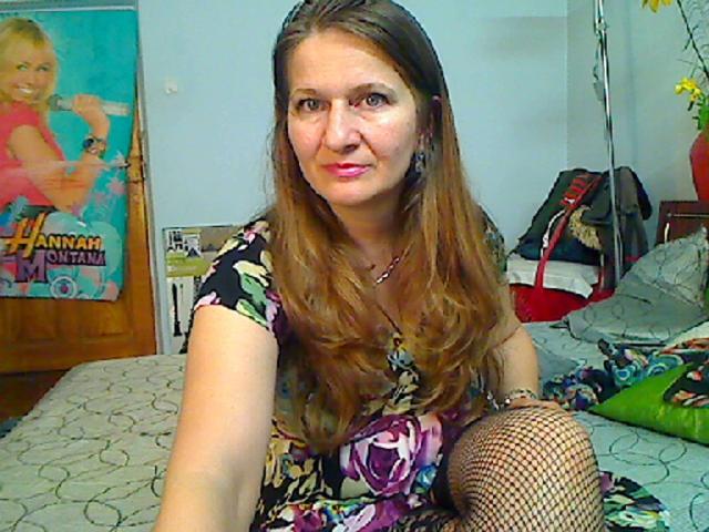 DelightMature - online chat hard with this trimmed sexual organ Horny lady 