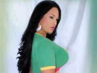 ValeryHotX - online show xXx with this black hair Transsexual 