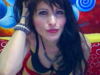 SensualSonia - Live cam porn with this fatty body Girl 