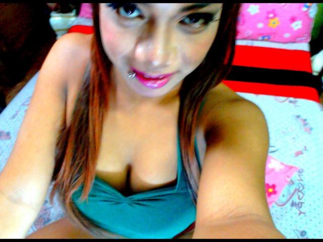 AsianJolieWapak - Live chat sexy with a brown hair Trans 