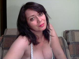 PerkyBoobsMature - Webcam live exciting with a European Lady over 35 