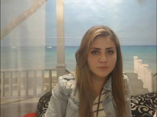 Eveline69 - Live sex cam - 2432369