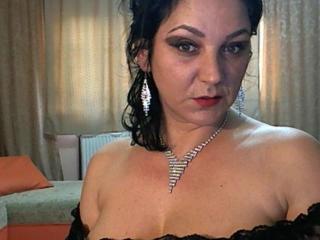 TheaFantasy - Live chat sexy with this bubbielicious Lady 