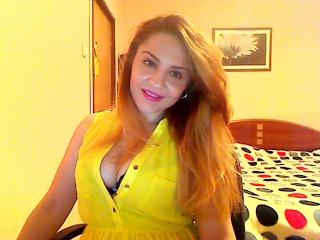 CoquineLilou - Live sex cam - 2585556