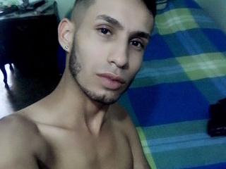 JamesLatinGay - Live porn &amp; sex cam - 2592993