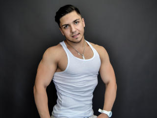 LewisMuscle - Live sexe cam - 2616237