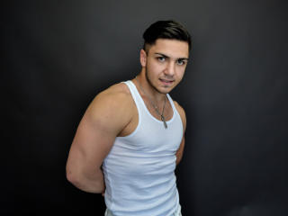 LewisMuscle - Live sexe cam - 2616240
