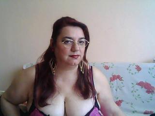 HotFoxyLady - Chat live hot with a ginger Gorgeous lady 