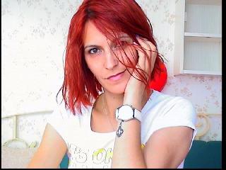 QueenOfFire - Live chat sex with this light-haired Sexy babes 