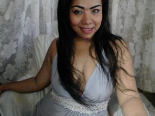 TastyBigAss - Live sex with a latin american Hot chick 