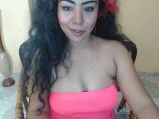 TastyBigAss - online chat hot with a latin american Horny lady 