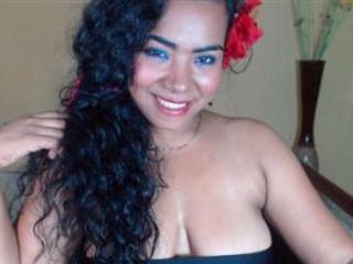 TastyBigAss - Live cam x with this unshaven private part Lady 