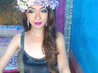 LauraShemale - Sexe cam en vivo - 2668942