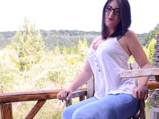 MelisaSpencer - online chat x with this chestnut hair Young and sexy lady 