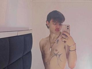 Se dtaljerede oplysninger for Jeromxx