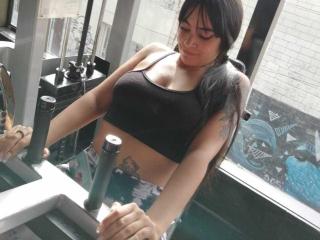 Se dtaljerede oplysninger for AnalisseJade