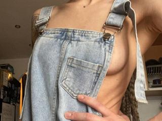 Se dtaljerede oplysninger for AliceAndCristal