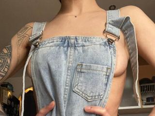 Se dtaljerede oplysninger for AliceAndCristal