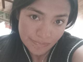 Se dtaljerede oplysninger for ArianithaXox