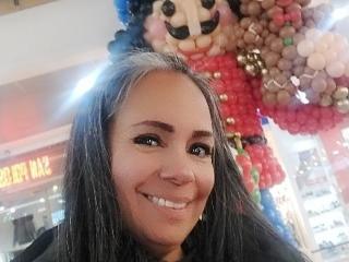 Ver a ficha detalhada de LailaCastillo