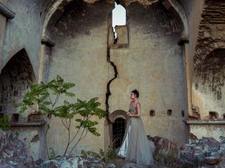 Lásd a MistressLilyMaria teljes profilját