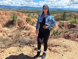 Lásd a LaurentRay teljes profilját