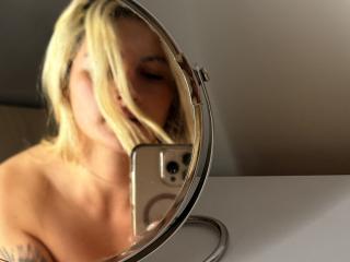 Lásd a AtheneaRossi teljes profilját