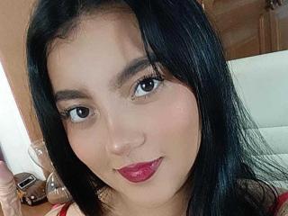 Lásd a CharlotteRosse teljes profilját