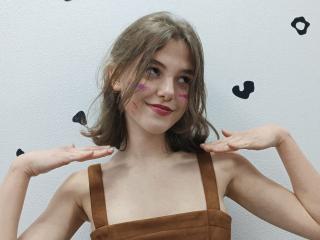 Ver la ficha detallada de LariElla