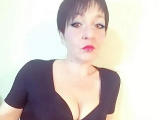 BestBeea - Live chat x with a Hard mom with regular melons 