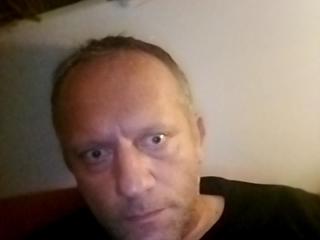 Se komplett profil för olivier123456