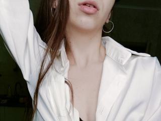 Se komplett profil för WollyMolly