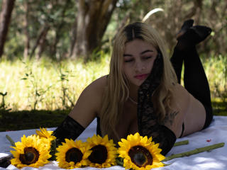 Se komplett profil för AtheneaRossi