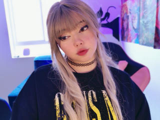 Vedere il profilo completo di Arieyaara