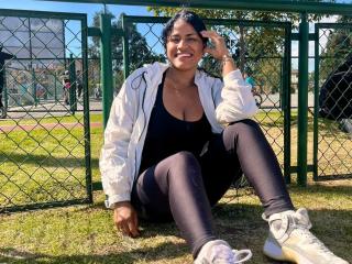 Vedere il profilo completo di IvannaDuran