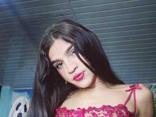 Vedere il profilo completo di ZakuraHot