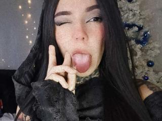 Vedere il profilo completo di LannieGonzales