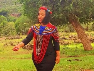 Ver a ficha detalhada de Ezeey