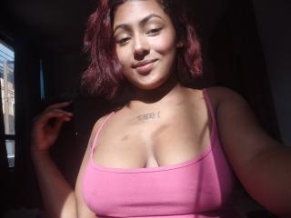 Se dtaljerede oplysninger for AmberQueeny