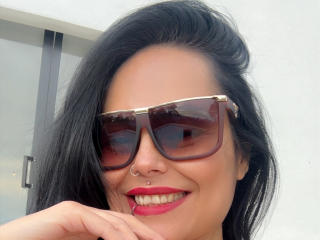 Podívejte se na podrobnou kartu CharlotteCrofort