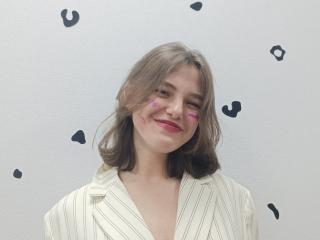 Podívejte se na podrobnou kartu LariElla