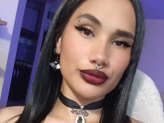 Fișa detaliată a karine95