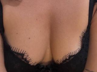 Fișa detaliată a EricaLust